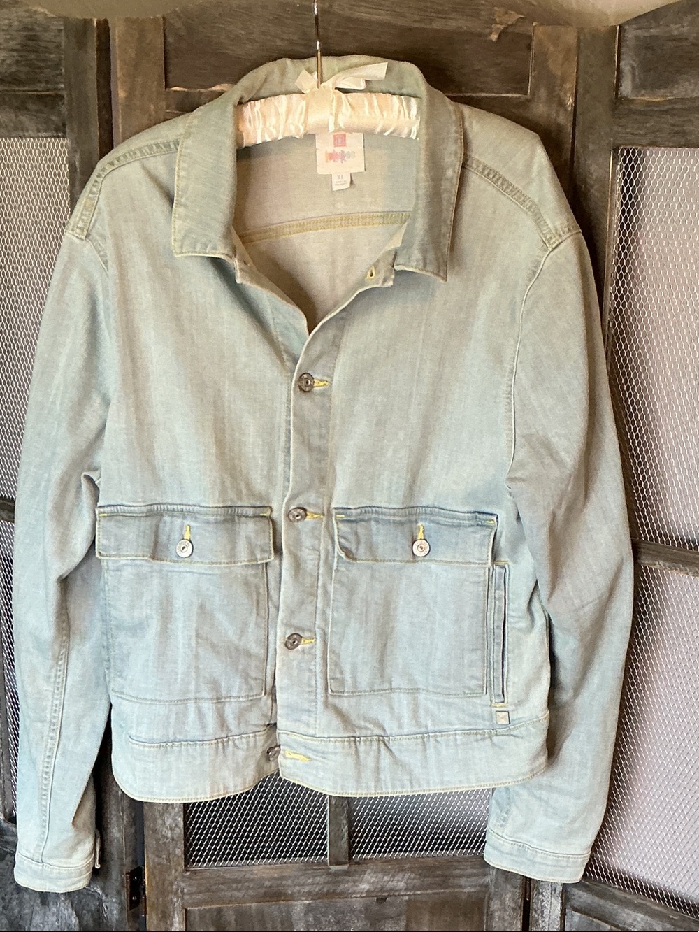 LulaRoe Harvey style Light Wash Denim Jacket